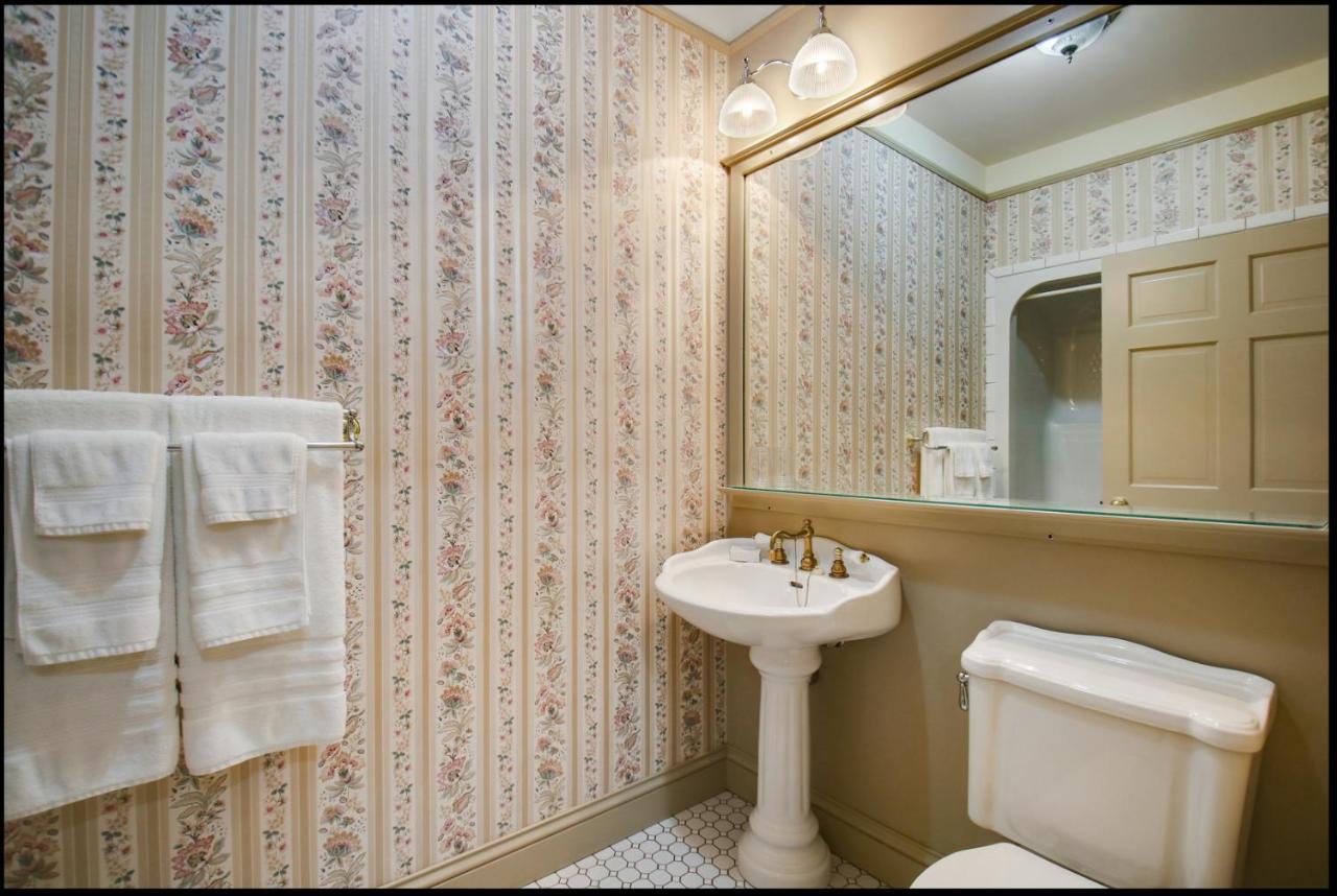 Carnegie Hall Boutique Hotel Ladysmith Εξωτερικό φωτογραφία