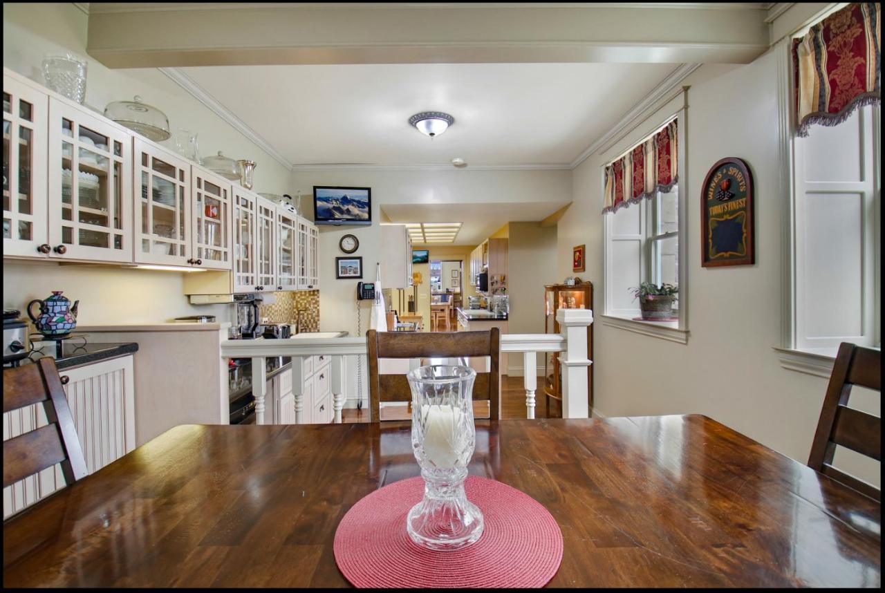 Carnegie Hall Boutique Hotel Ladysmith Εξωτερικό φωτογραφία
