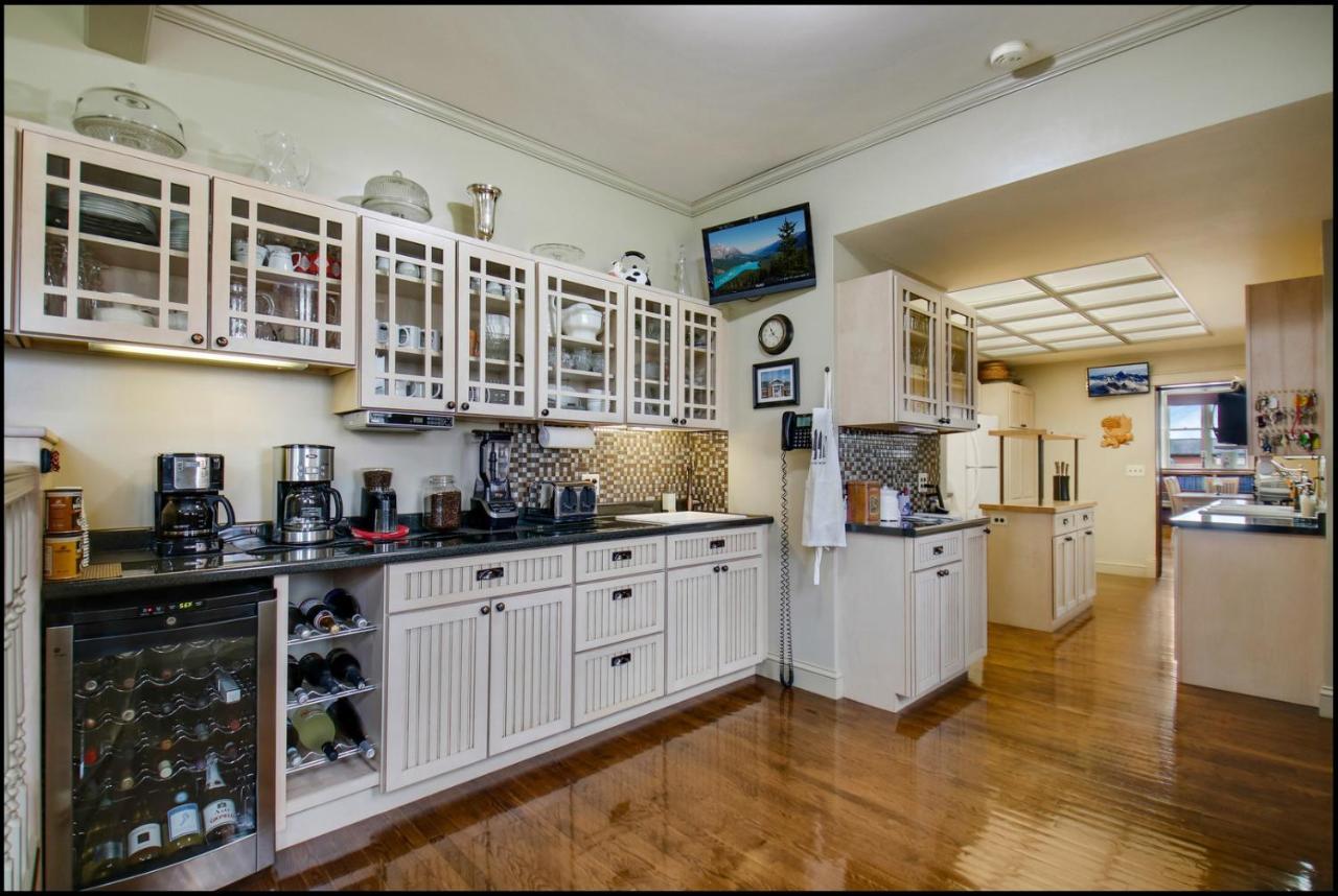 Carnegie Hall Boutique Hotel Ladysmith Εξωτερικό φωτογραφία