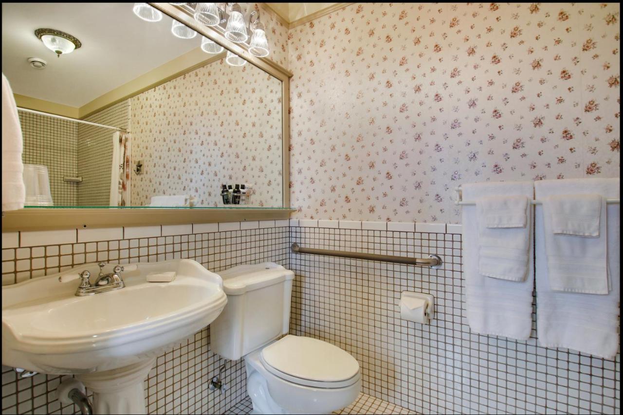 Carnegie Hall Boutique Hotel Ladysmith Εξωτερικό φωτογραφία